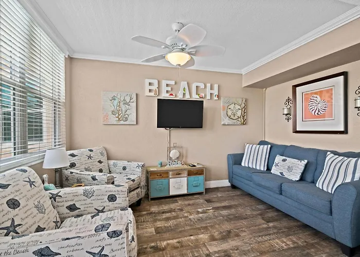 Condo, Heated Pool, Steps To Sand, Clearwater 205 Clearwater Beach