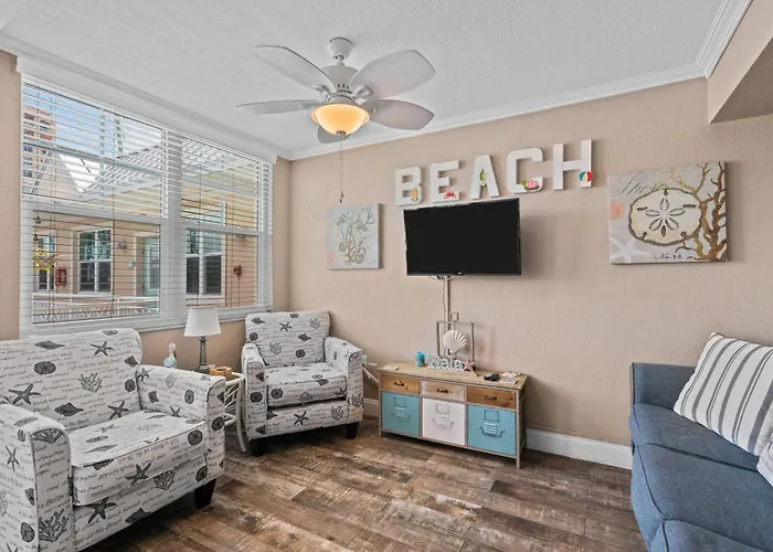 Condo, Heated Pool, Steps To Sand, Clearwater 205
