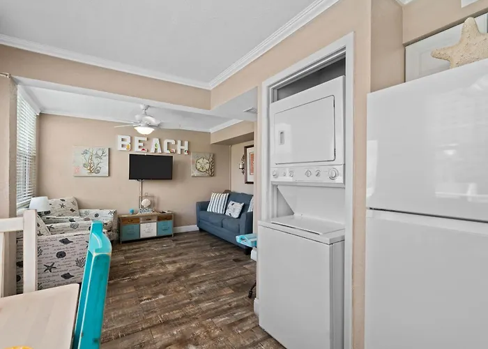 Apartment Condo, Heated Pool, Steps To Sand, Clearwater 205