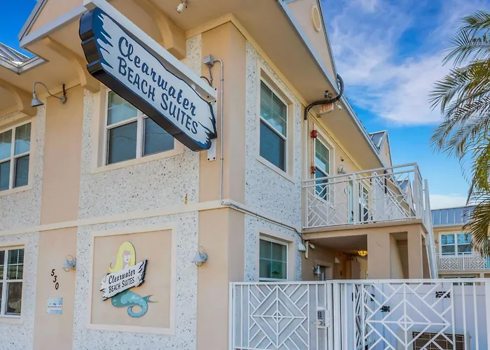 Condo, Heated Pool, Steps To Sand, Clearwater 205 Apartment *