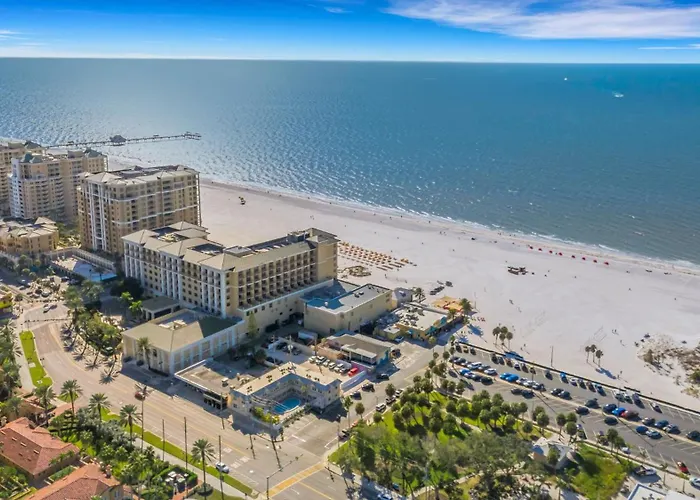 Apartment Condo, Heated Pool, Steps To Sand, Clearwater 205 Clearwater Beach